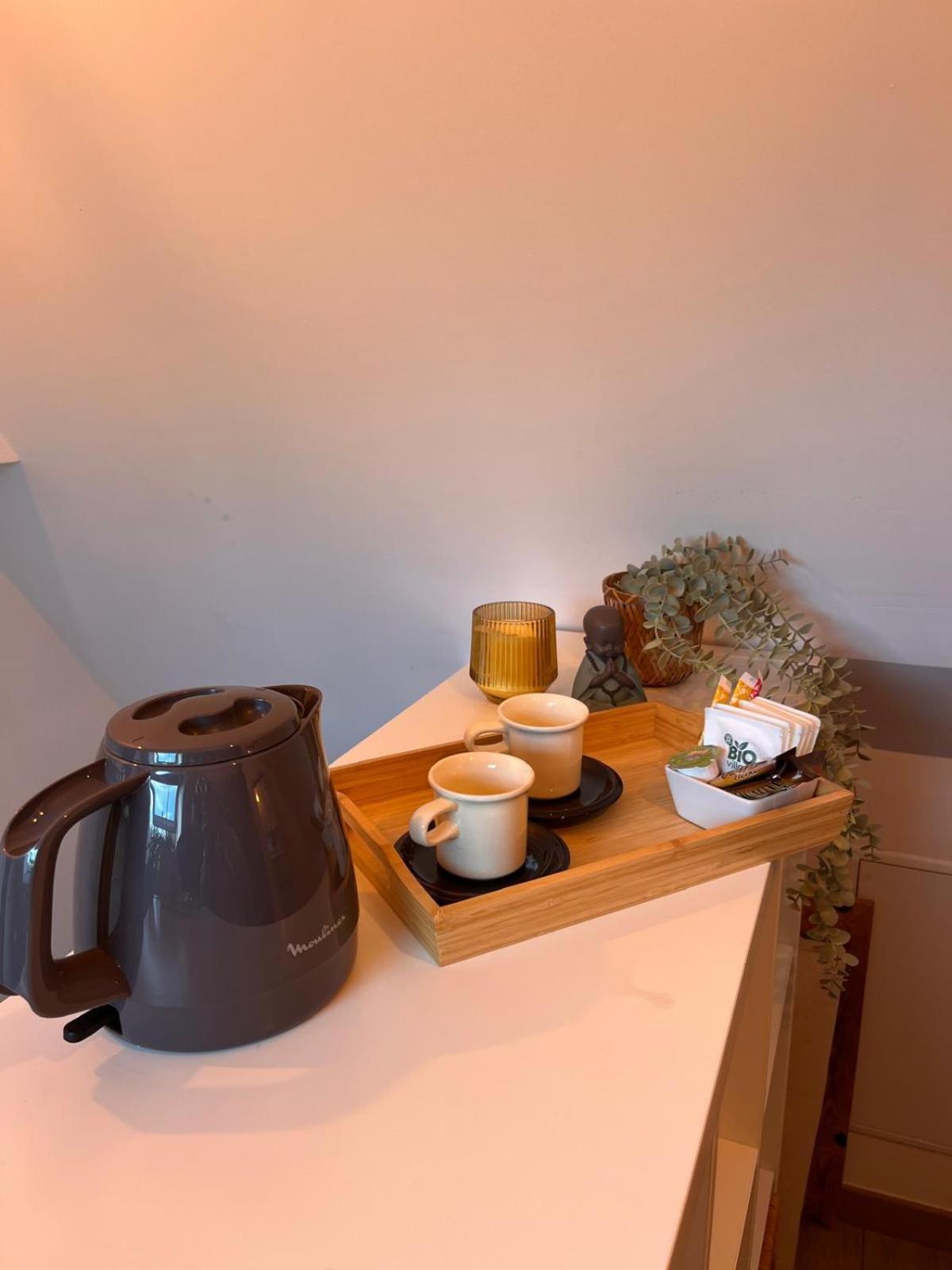 Апартаменти Chambre 2Eme Etage Avec Bureau, Wc Et Lavabo Prive, Au Calme En Impasse, Bourg 300M Et Bras De Mer 1Km! Crach Екстер'єр фото